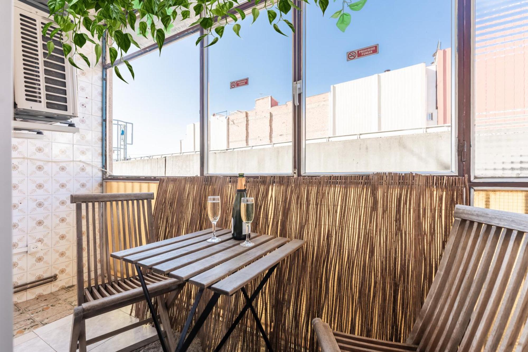Feel Welcome Barcelona 10 Cornella de Llobregat Ngoại thất bức ảnh