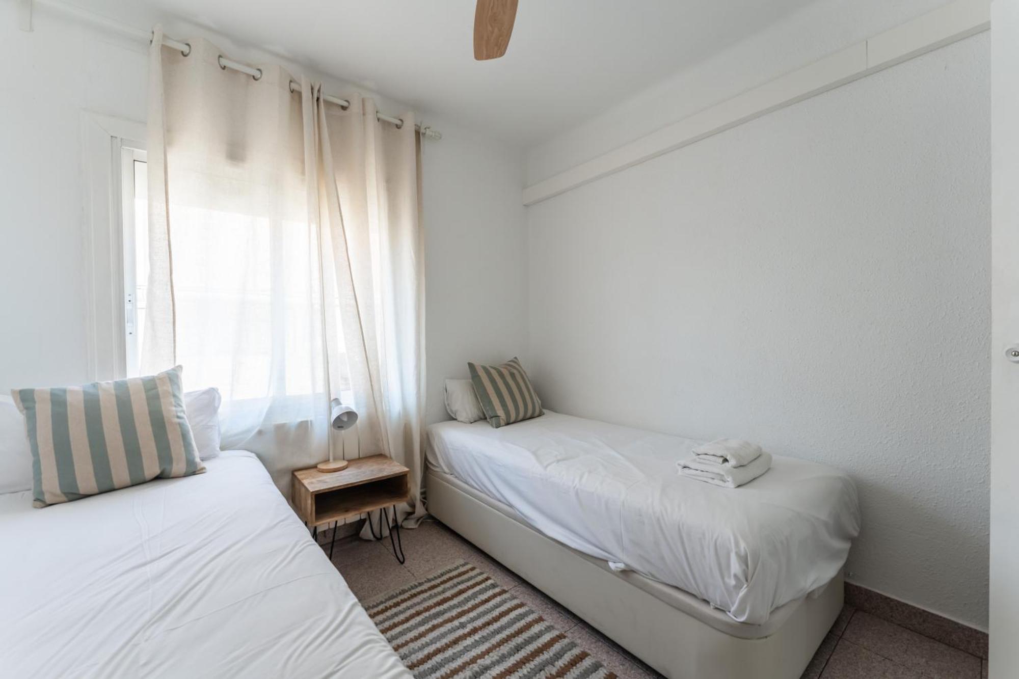 Feel Welcome Barcelona 10 Cornella de Llobregat Ngoại thất bức ảnh